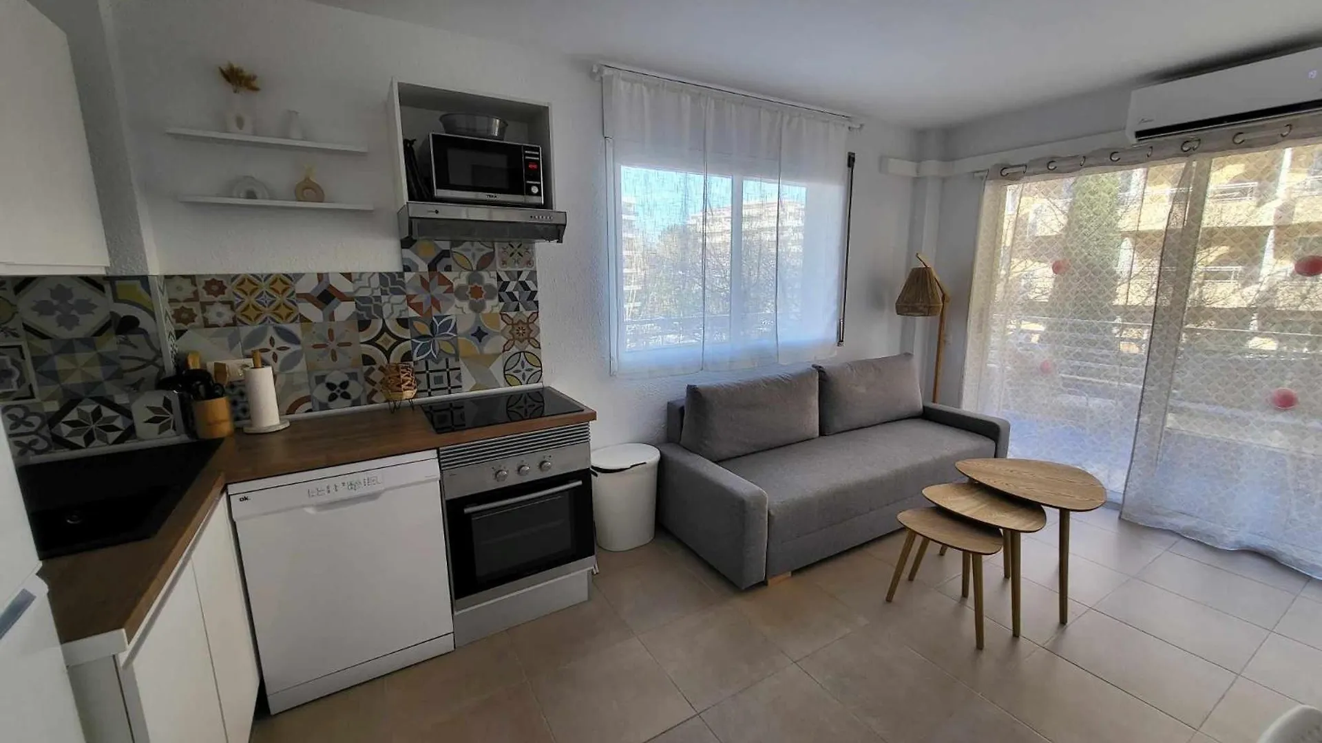 Beautiful Apartment With Swimming-Pool Salou